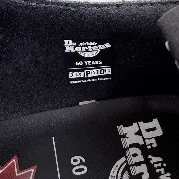 DR. MARTENS Sex Pistols 1461 Oxford Shoes Punk 3-Eye B/W Newspaper Mens Size 11 - Picture 6 of 11